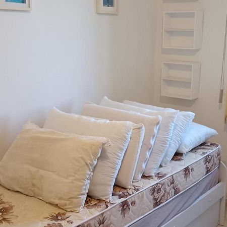 Toninhas - Condominio Wembley Tenis F201 أوباتوبا المظهر الخارجي الصورة